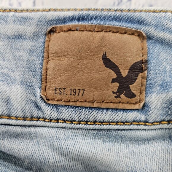 American Eagle WOMENS SIZE 2 Artist Crop Jeans Blue Low Rise Denim Distressed - Picture 9 of 16